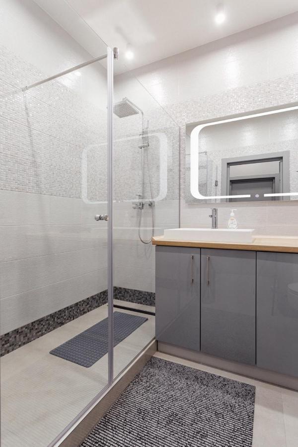 Grey Apartment Οδησσός Εξωτερικό φωτογραφία